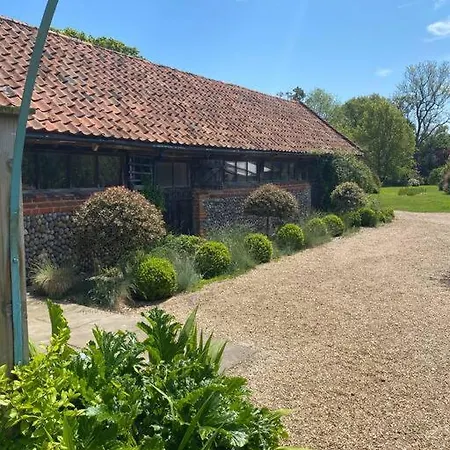 Oyster Barn Sleeps Six, North Norfolk Villa Roughton  Exterior photo