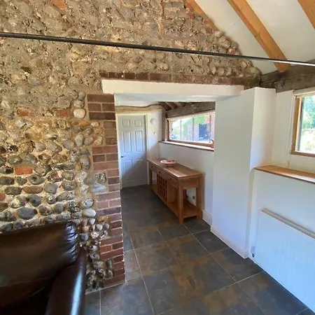 Oyster Barn Sleeps Six, North Norfolk Villa Roughton  Exterior photo