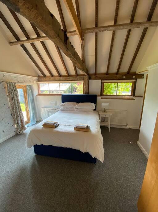 Holiday home Oyster Barn Sleeps Six, North Norfolk Roughton (Norfolk)