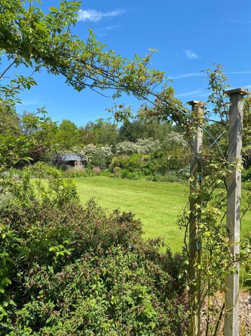 Oyster Barn Sleeps Six, North Norfolk Holiday home Roughton (Norfolk)