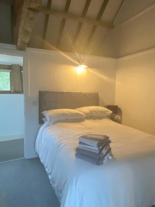 Oyster Barn Sleeps Six, North Norfolk *